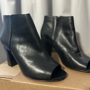 Genuine leather booties